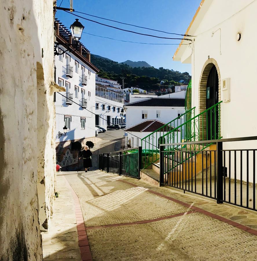 Hr Mirador Hotel Canillas de Albaida Bagian luar foto